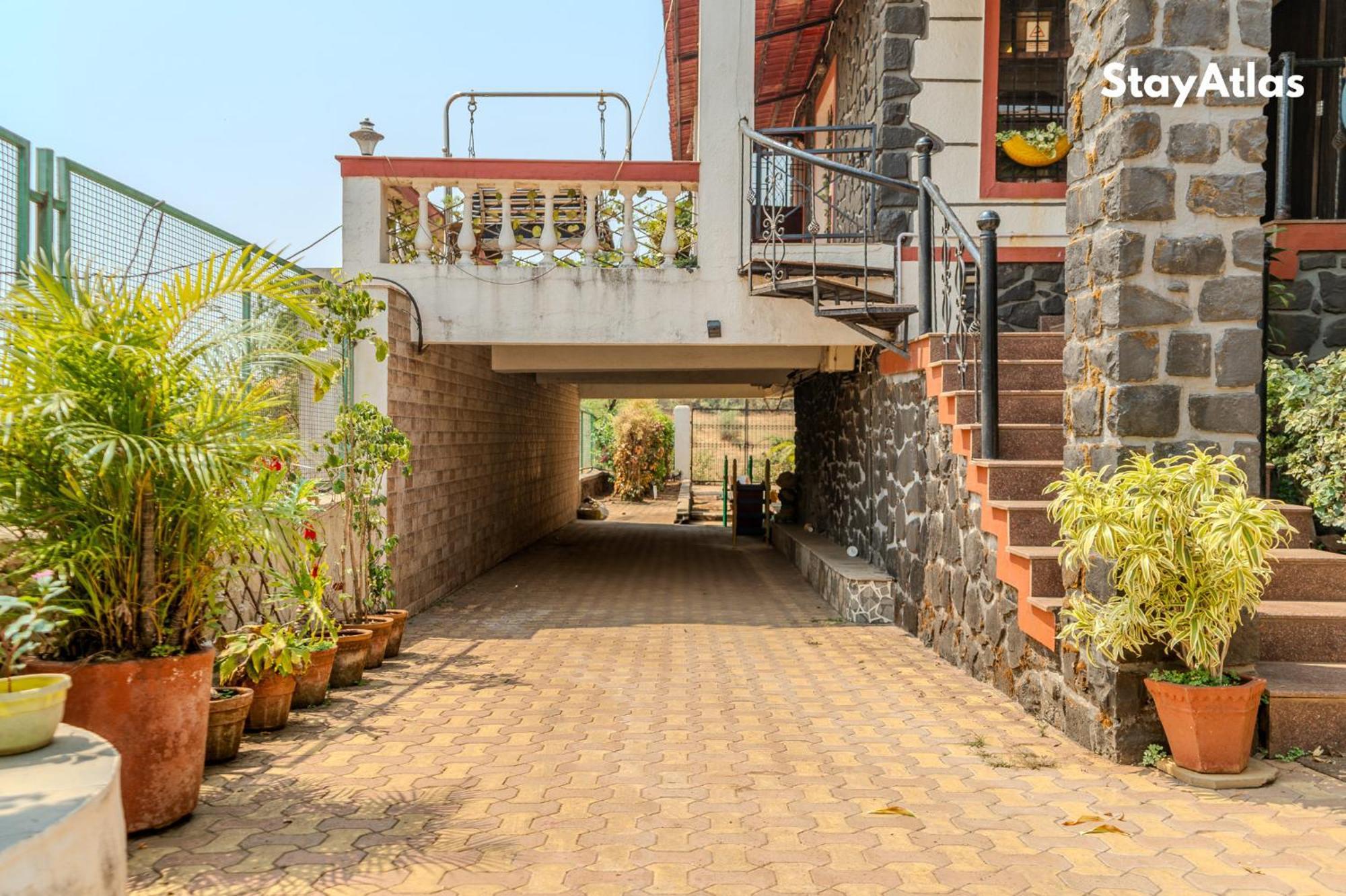 Nysa Villa & Homestay By Stayatlas Igatpuri Exterior photo